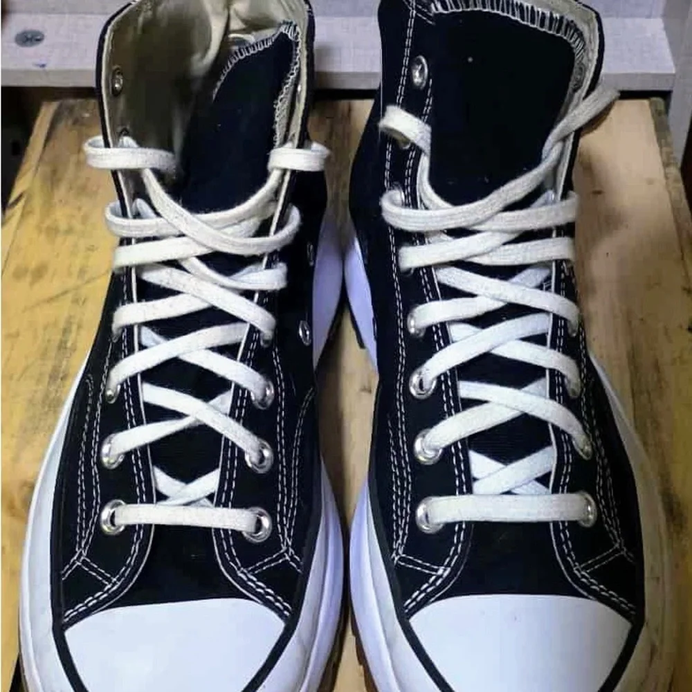 Converse Unisex Run Star Hike Canvas Hightop Sneaker - Picture 2 of 6